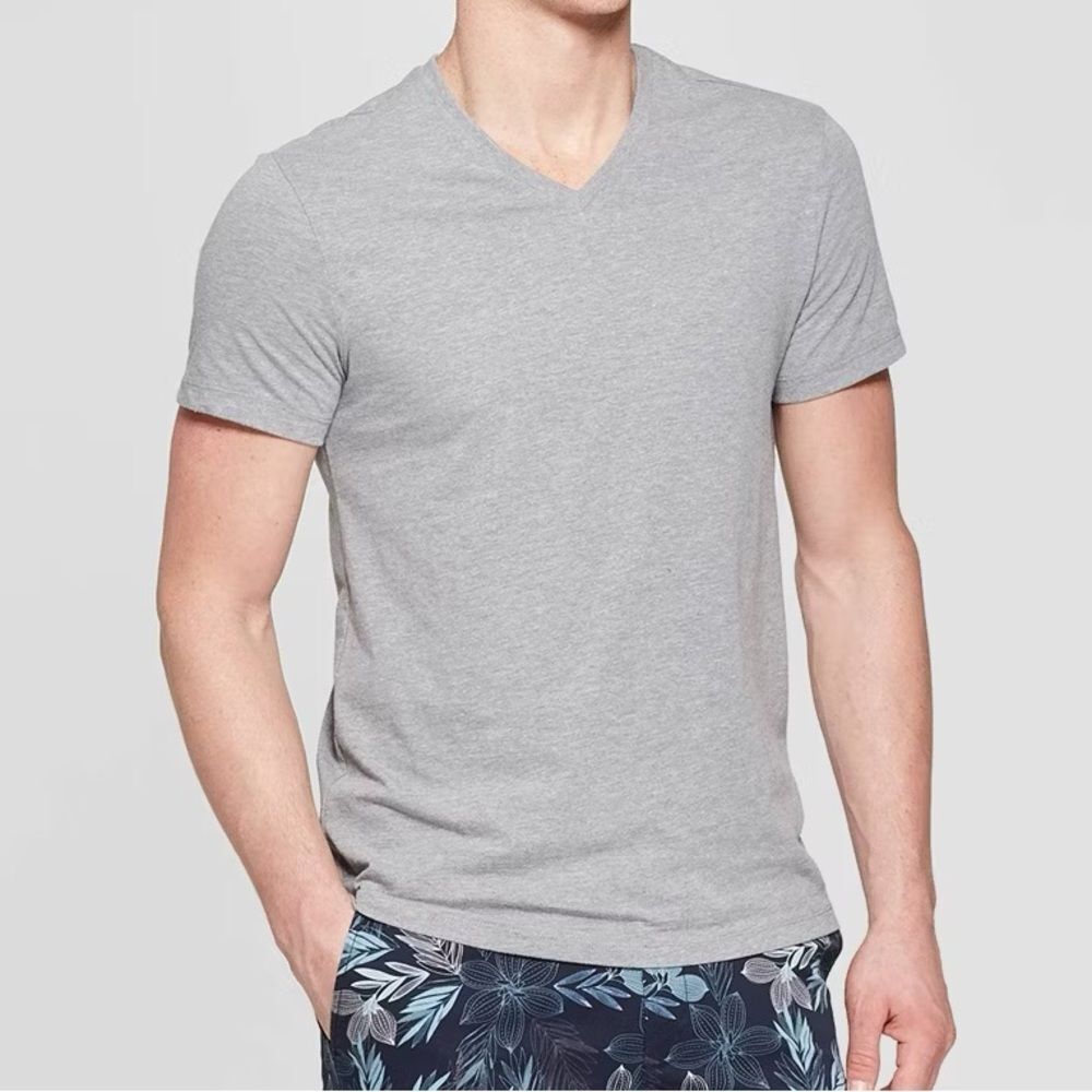 Men's Large Gray V-Neck T-Shirt L Goodfellow & Co